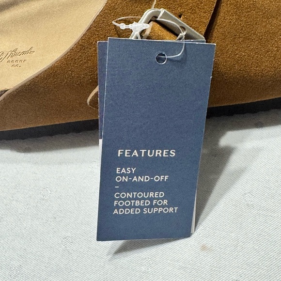 Universal Thread Cognac Suede Clogs with Buckle faux suede sz 9 NWT - Picture 2 of 4